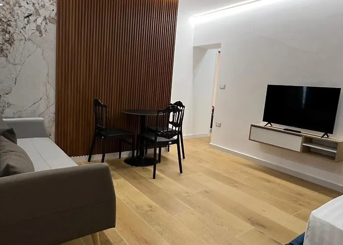 Apartmán Tirana Central Apartments *