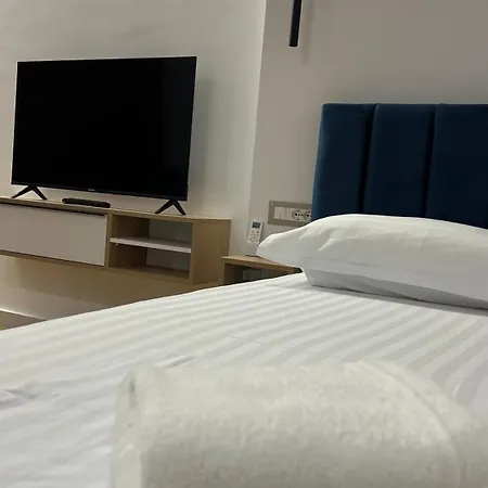 شقة Tirana Central Apartments *